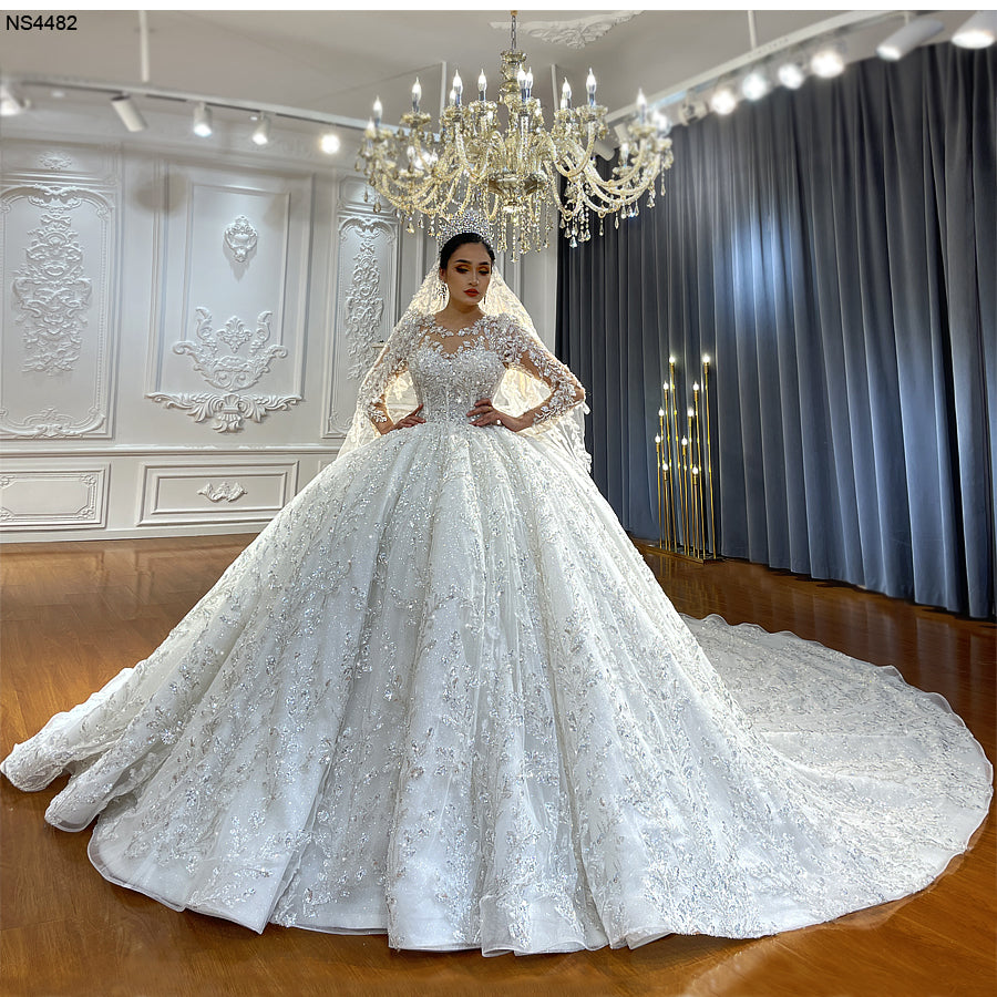 Luxury wedding dress amandanoviasdress