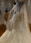 Beading Luxury Long Veil 3*4 Sizes Ivory Color Down Part Plain Tulle With Comb